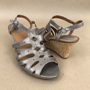 Clarks Artisan Fiddle string wedge cork sandals